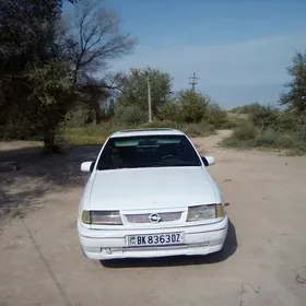 Opel Vectra 1990