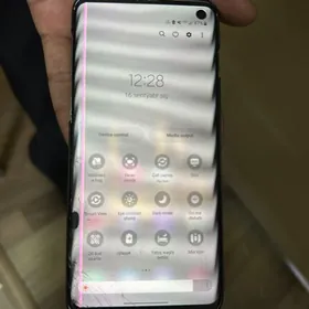 Samsung S10