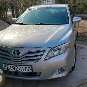 Toyota Camry 2011