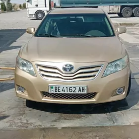 Toyota Camry 2010