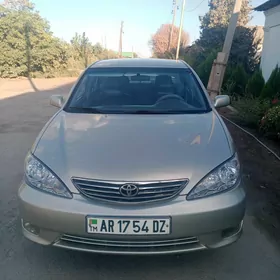 Toyota Camry 2004
