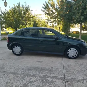 Opel Astra 2002