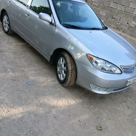 Toyota Camry 2003