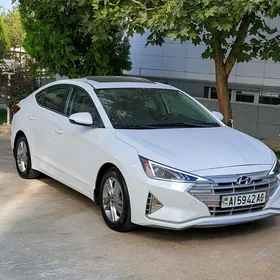 Hyundai Elantra 2020