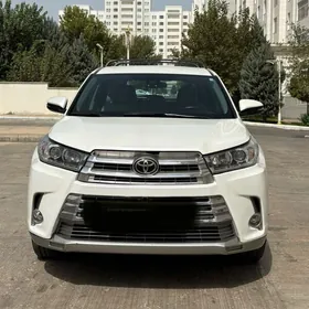 Toyota Highlander 2017