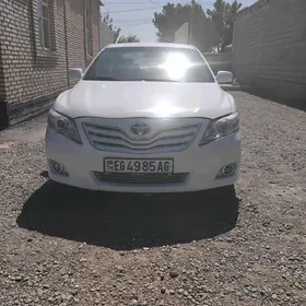 Toyota Camry 2010