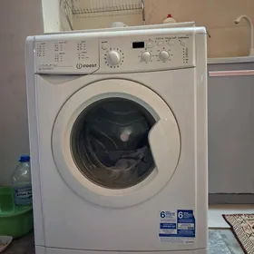 Indesit Kirmaşin