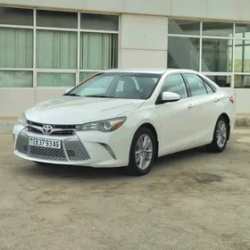 Toyota Camry 2015