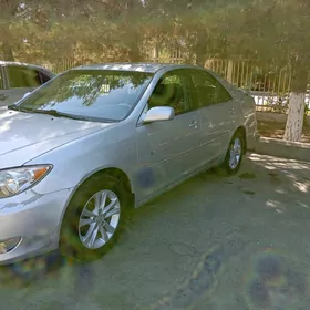 Toyota Camry 2004