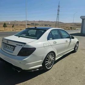 Mercedes-Benz C300 2010