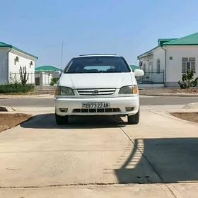 Toyota Sienna 2002