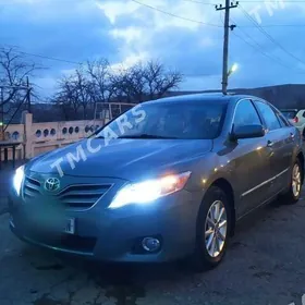 Toyota Camry 2011
