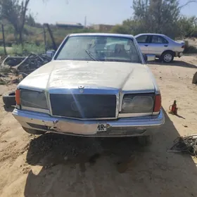 Mercedes-Benz 300CE 1980