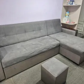 Угловой  диван Б/У