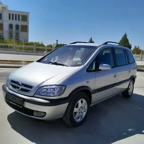 Opel Zafira 2003