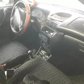 Opel Astra 1997