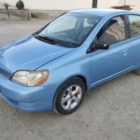 Toyota Echo 2001