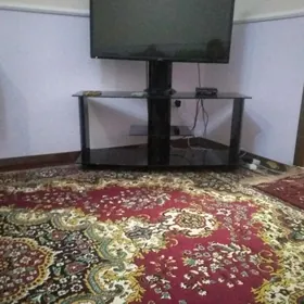 полка под телевизор