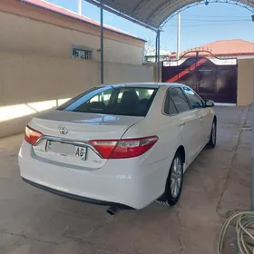 Toyota Camry 2016
