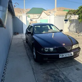 BMW E39 1998