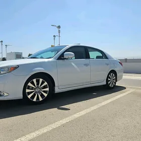 Toyota Avalon 2011
