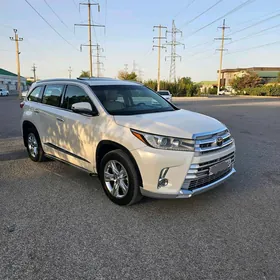 Toyota Highlander 2016
