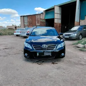 Toyota Camry 2010