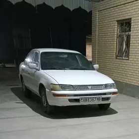 Toyota Corolla 1993