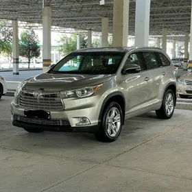 Toyota Highlander 2016