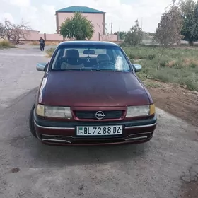Opel Vectra 1993