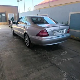 Mercedes-Benz S-Class 2004