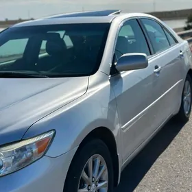 Toyota Camry 2011