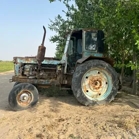 MTZ T-28 1990