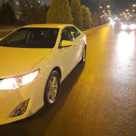 Toyota Camry 2012