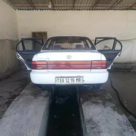 Toyota Corolla 1993