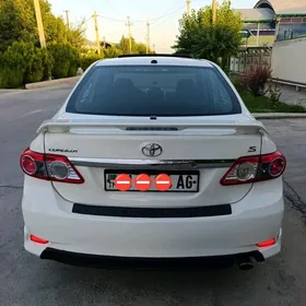 Toyota Corolla 2011