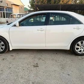 Toyota Camry 2010