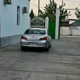Toyota Avalon 2005
