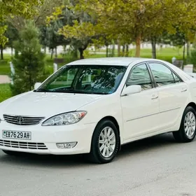 Toyota Camry 2005