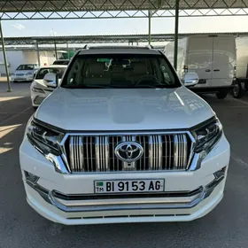 Toyota Land Cruiser Prado 2022
