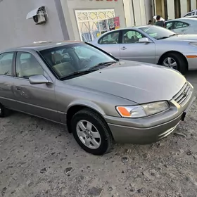 Toyota Camry 1999
