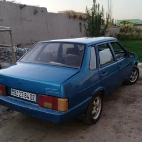 Lada 21099 2000