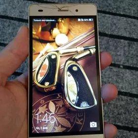HUAWEI P8 LITE