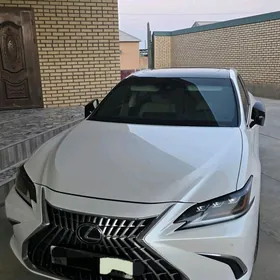 Lexus ES 350 2020