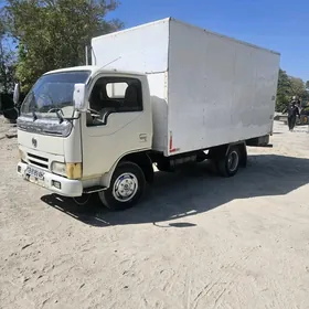 Mitsubishi Canter 2010