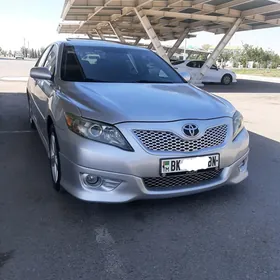 Toyota Camry 2010