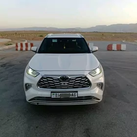 Toyota Highlander 2020