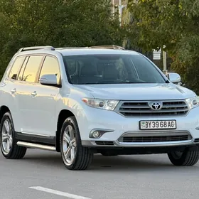 Toyota Highlander 2013