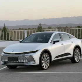 Toyota Crown 2024
