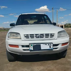 Toyota RAV4 1995